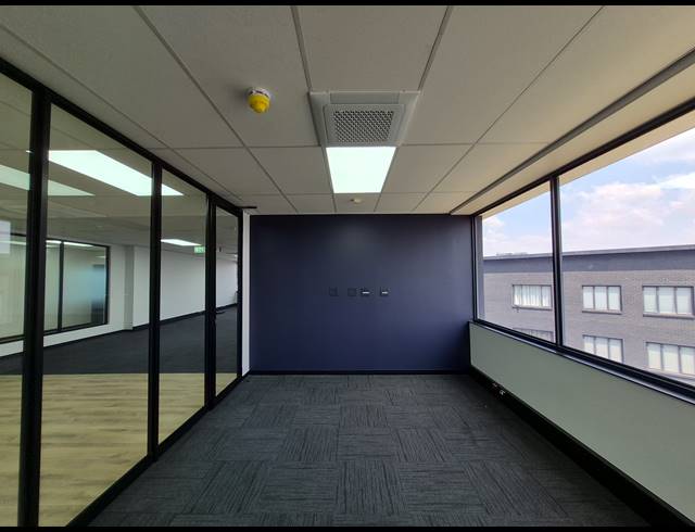 194M² OFFICE TO LET IN SANDOWN